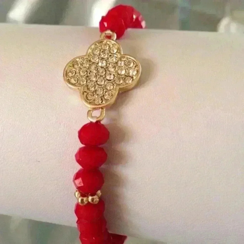 NEW** Clover bracelet in red.